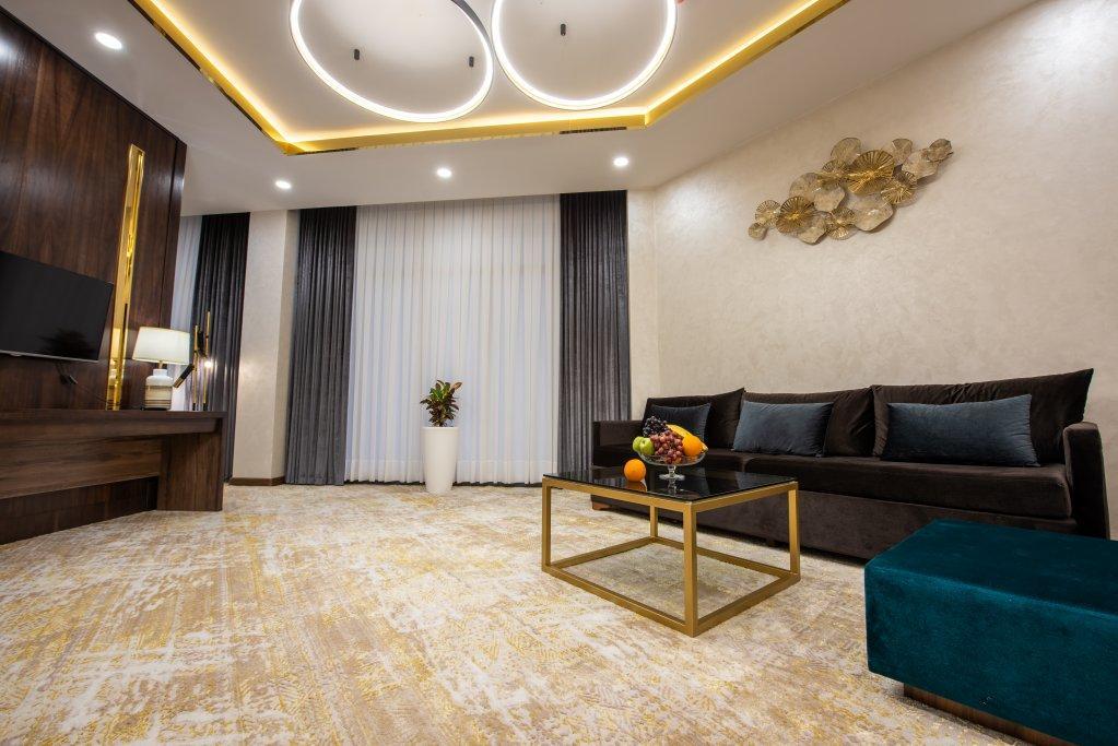 Wyndham Garden Tashkent Hotel Ngoại thất bức ảnh