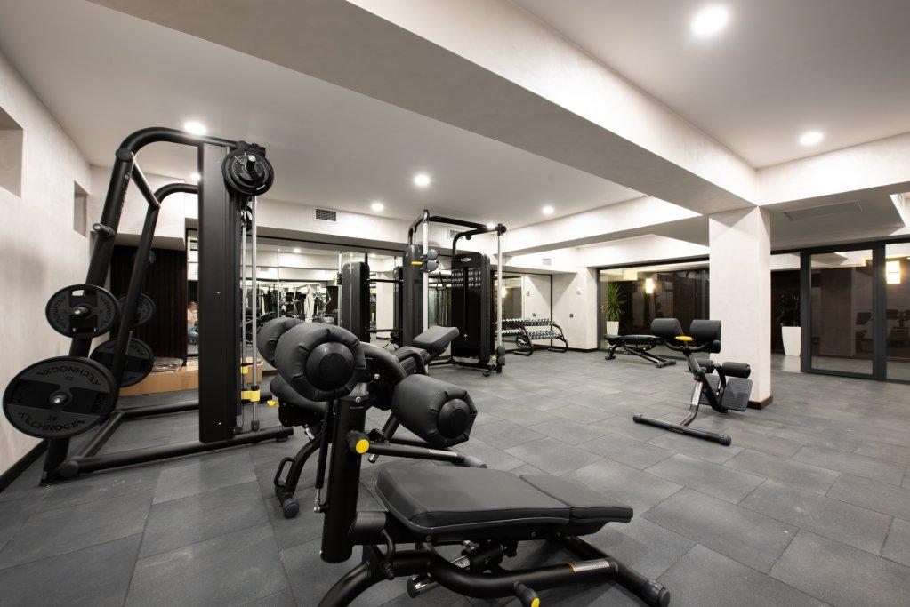 Wyndham Garden Tashkent Hotel Ngoại thất bức ảnh