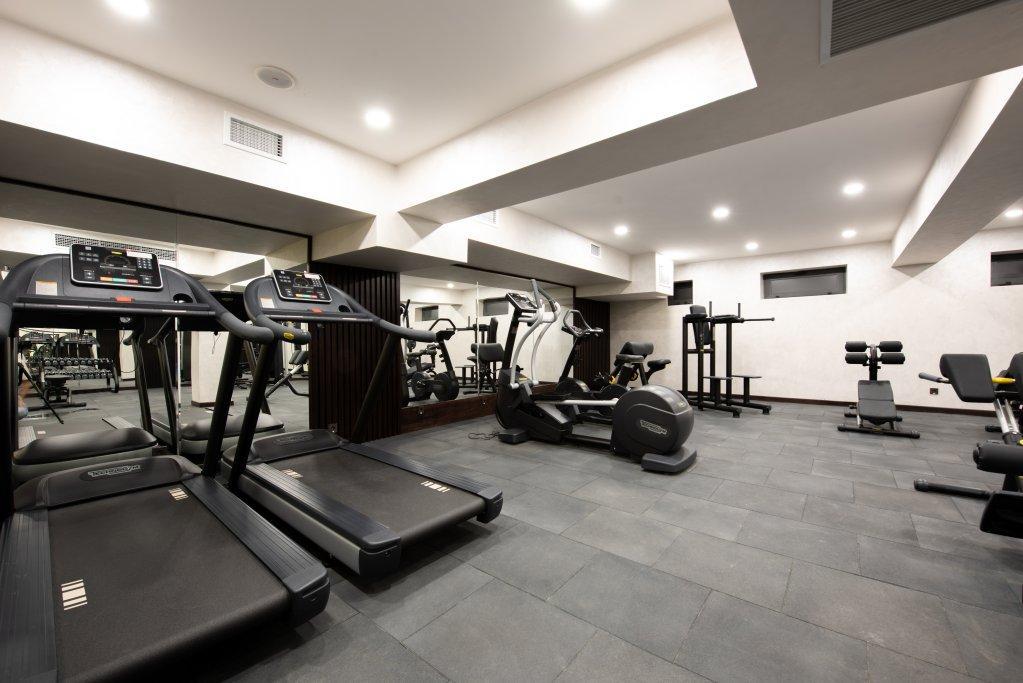 Wyndham Garden Tashkent Hotel Ngoại thất bức ảnh