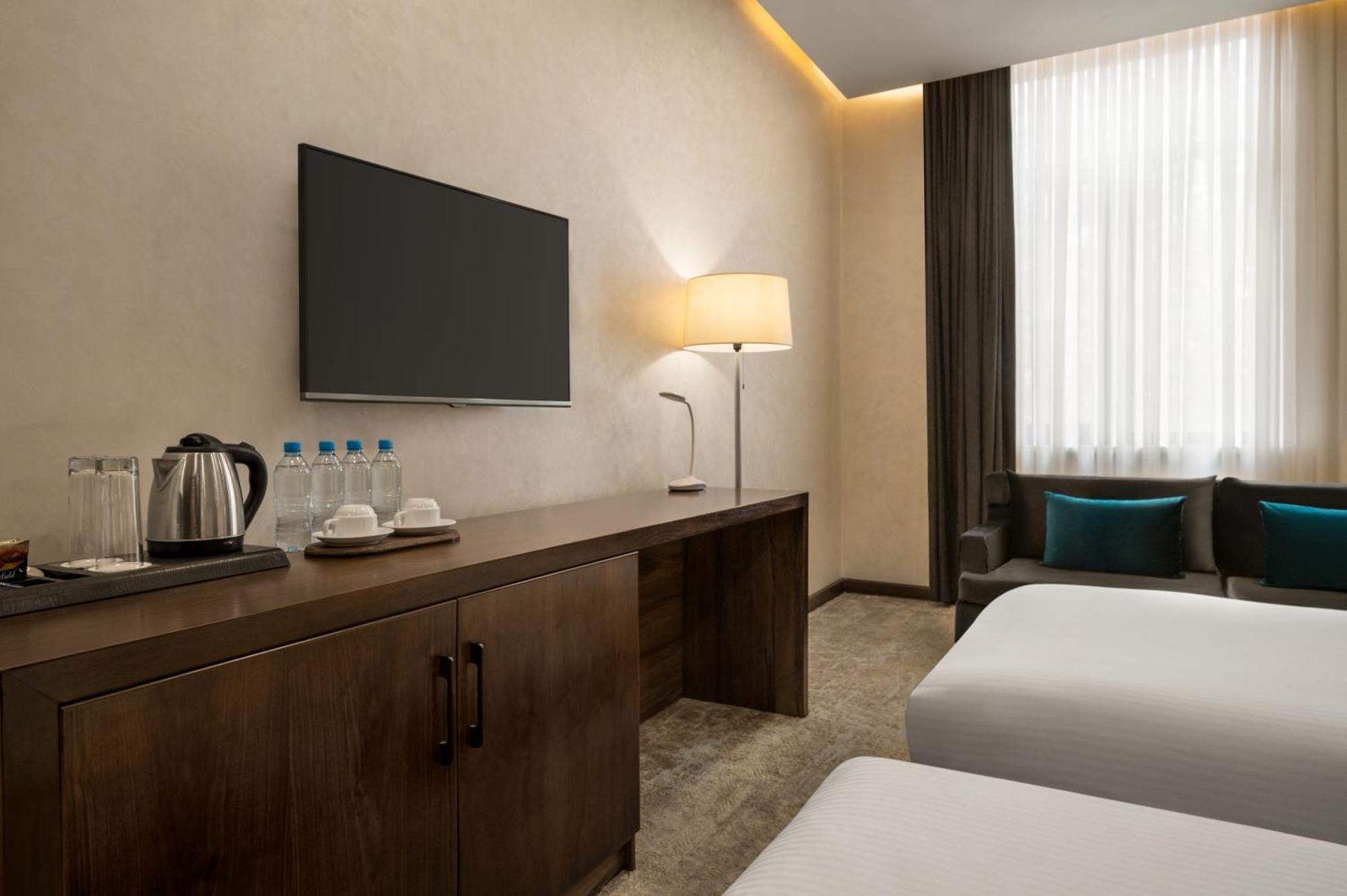 Wyndham Garden Tashkent Hotel Ngoại thất bức ảnh