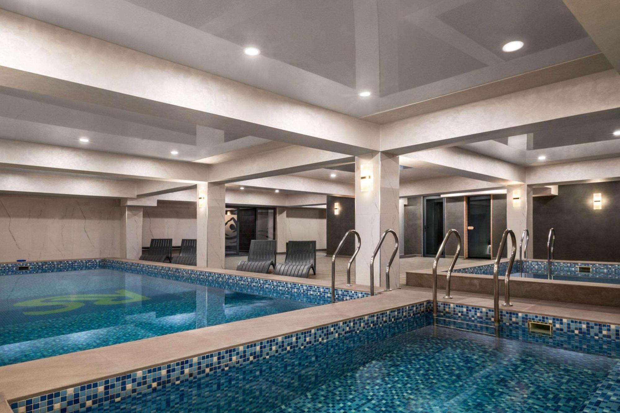 Wyndham Garden Tashkent Hotel Ngoại thất bức ảnh