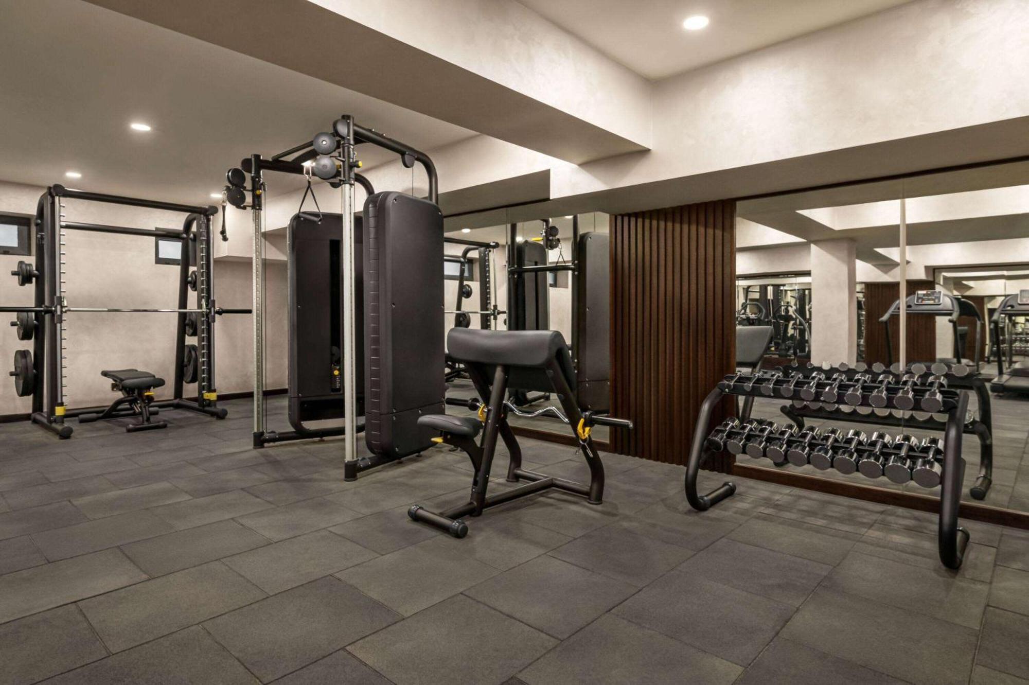 Wyndham Garden Tashkent Hotel Ngoại thất bức ảnh