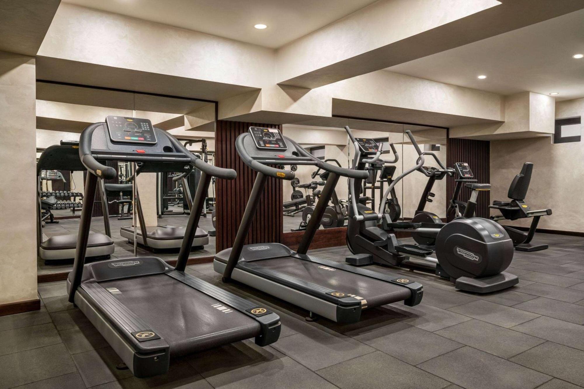 Wyndham Garden Tashkent Hotel Ngoại thất bức ảnh